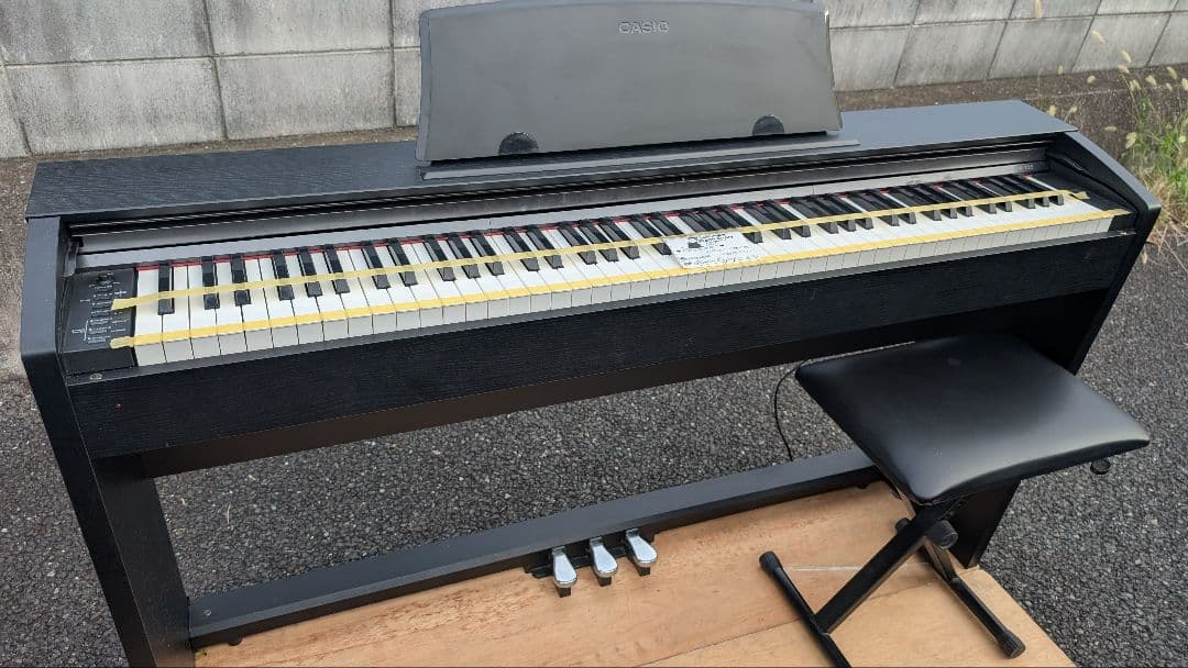 送料込み CASIO 電子ピアノ privia PX-735 2010年製激美品