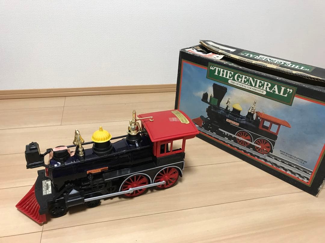 バーボンウィスキー　ファンシーボトル