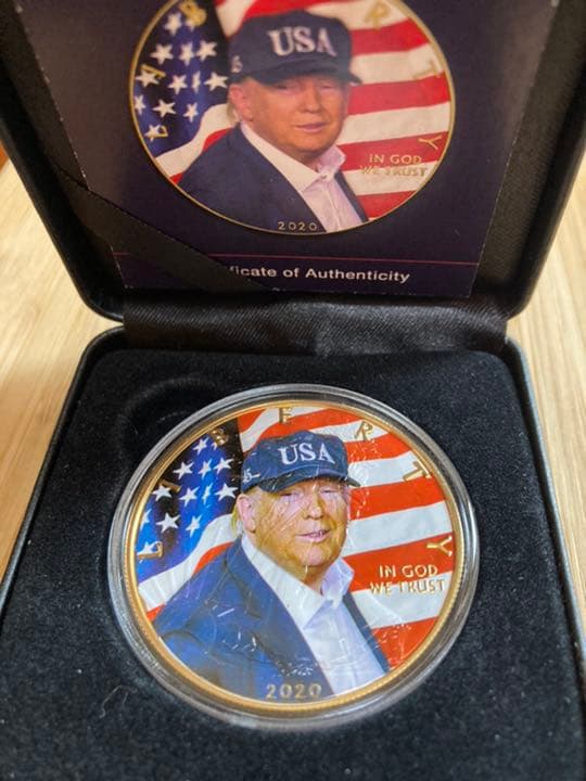 【世界限定100枚】レア　トランプ大統領　カラー銀貨　リベラル