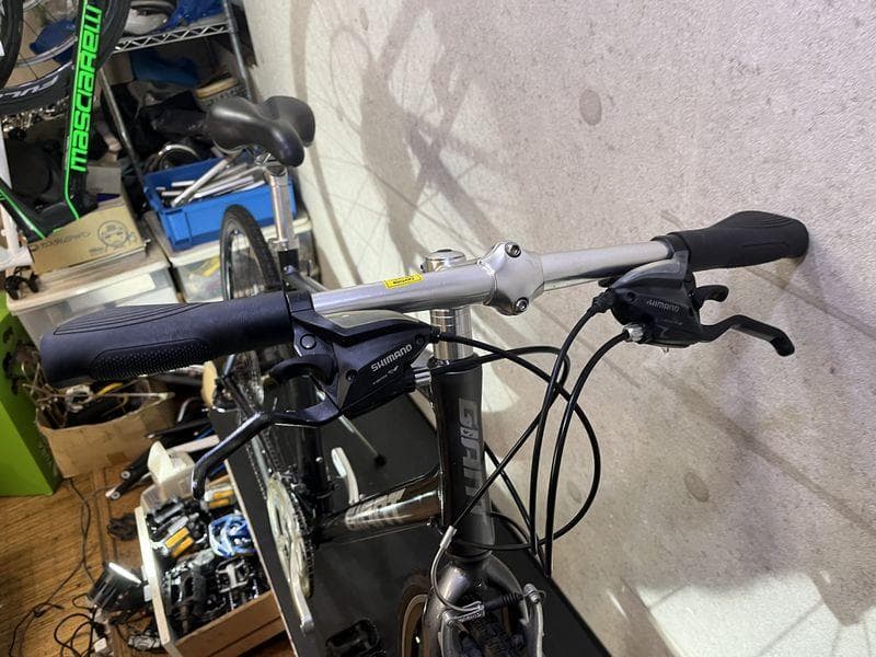 GIANT ESCAPE R3 クロスバイク sizeM　2020年