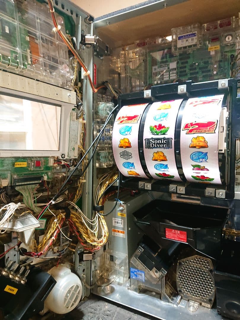 スカイガールズ～よろしく！ゼロ～ 不要機付き 自宅配送 パチスロ実機