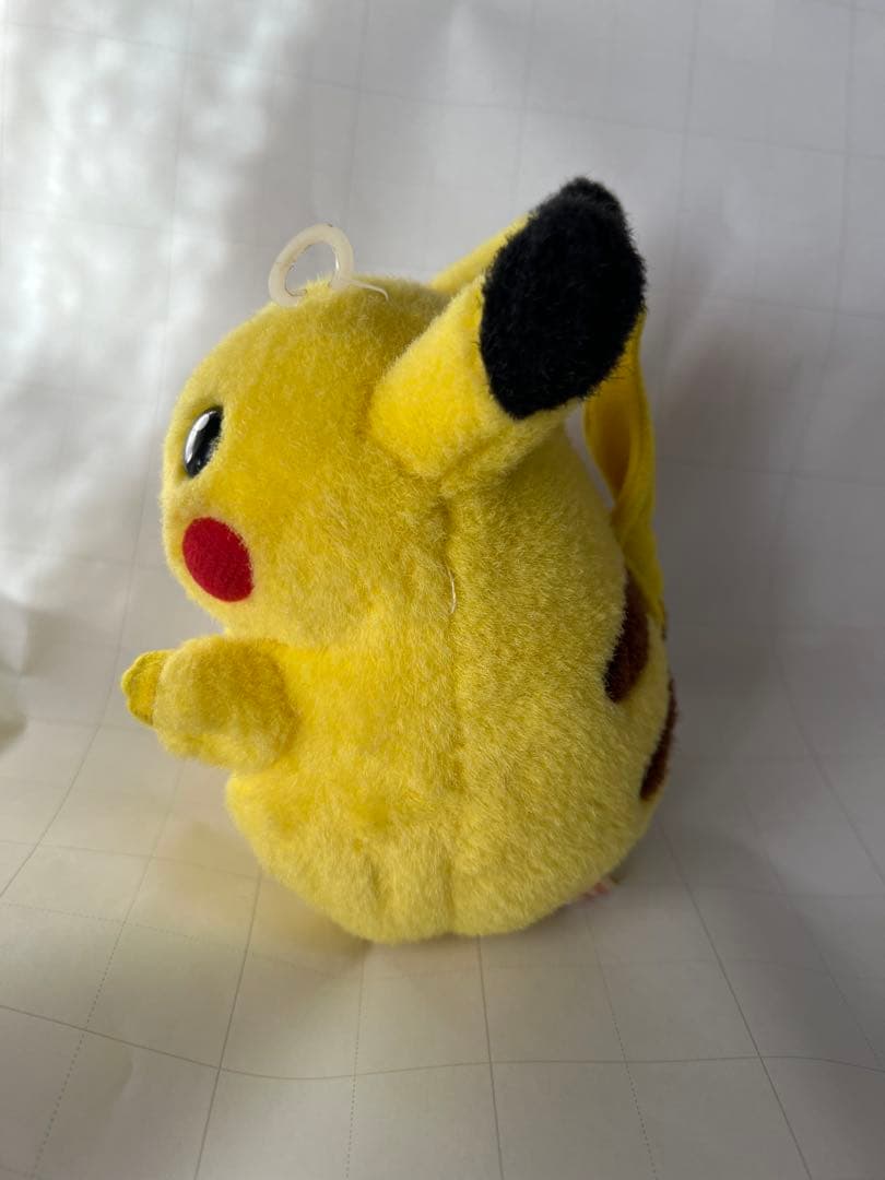 ピカチュウ　初期　ぬいぐるみ