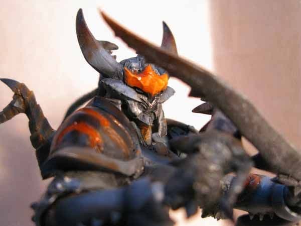 鉄虎竜 モンスターハンター ロワーガ装備 可動ガレージキット 双曲剣ロワーガ