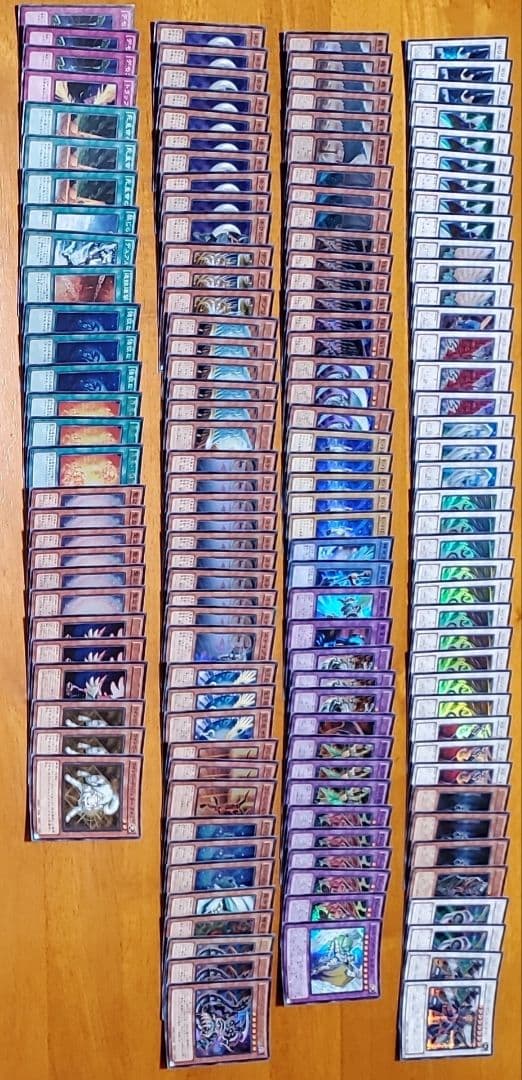 遊戯王　スーパーレア以上まとめ売り　900枚以上　全日版　再録無し　新年特別価格