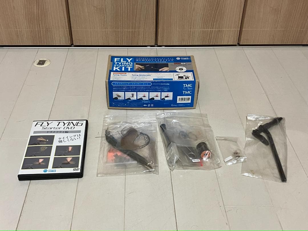 TIEMCOフライタイイング・スターターキットDX はじめてのフライタイイング