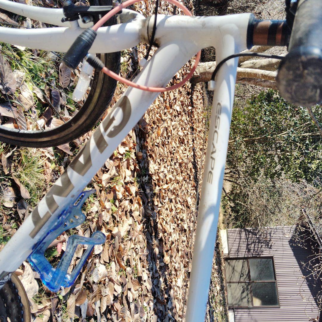 ESCAPE ホワイト ロードバイク