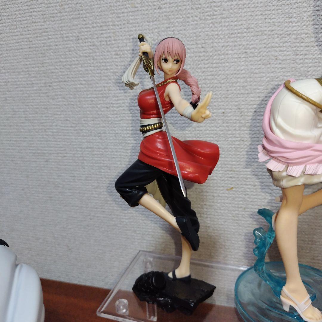 ワンピースフィギュア　一番くじ　ボニー・ビビ、DXしらほし姫　セットまとめ売り