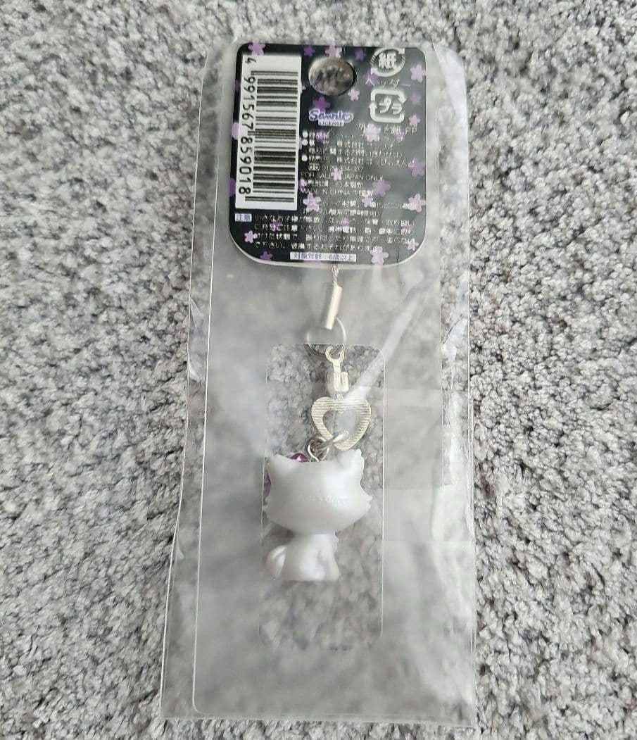 サンリオ　ハローキティ　チャーミーキティ　ストラップ　北海道限定　当時物　レア物