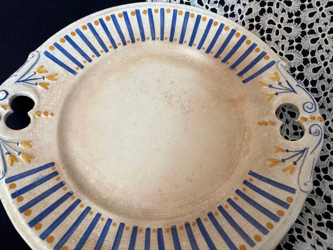 枯れた クレイユモントローケーキ皿 レリーフリム フランス アンティーク