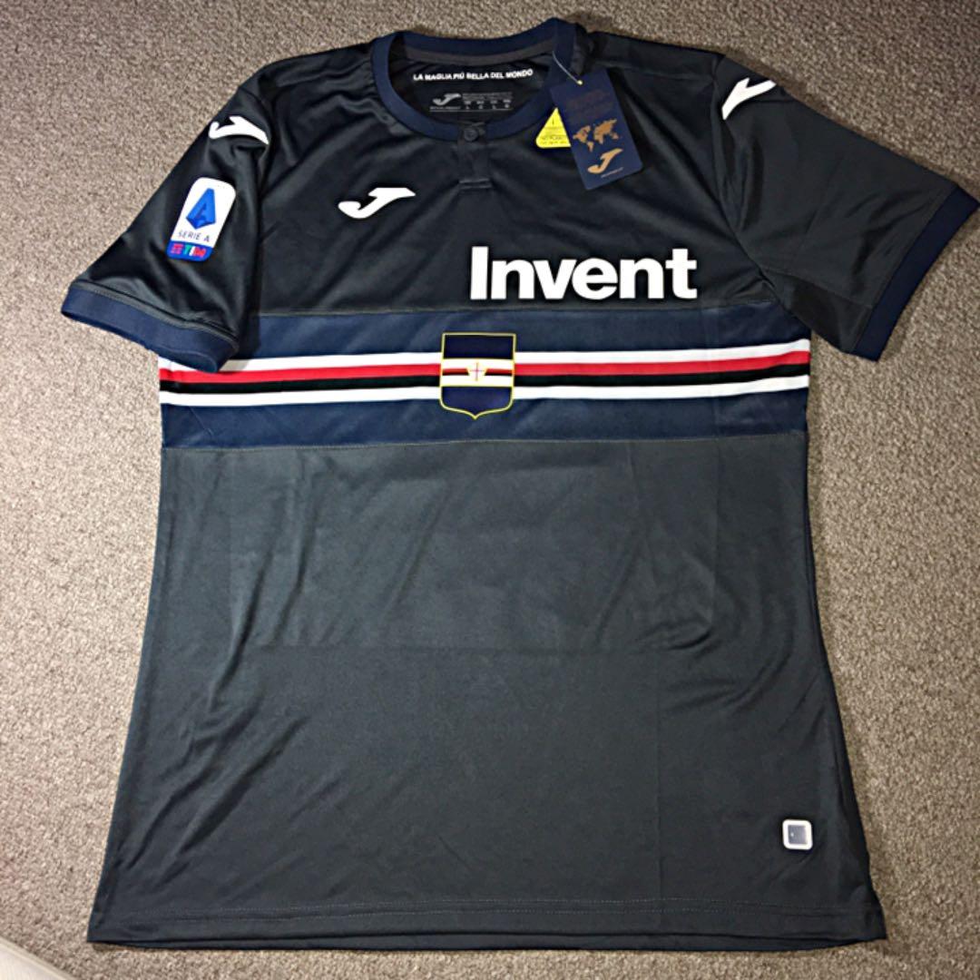 サッカーユニフォーム　サンプドリア