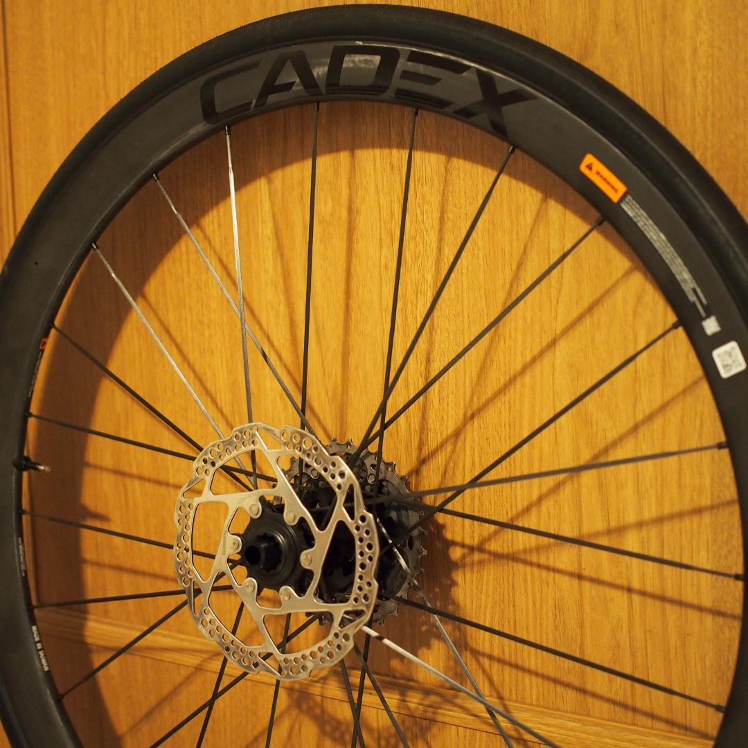 CADEX 36 ディスク チューブレス シマノ カーボンホイール 11/12t