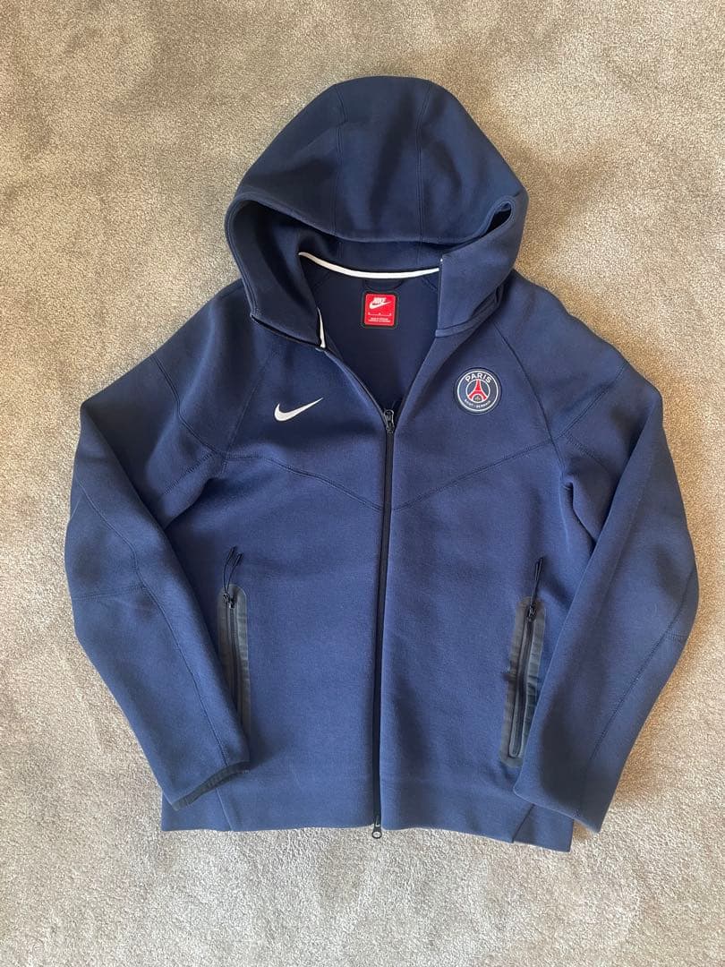 ★値下げ【NIKE/ナイキ】パリサンジェルマンパーカー