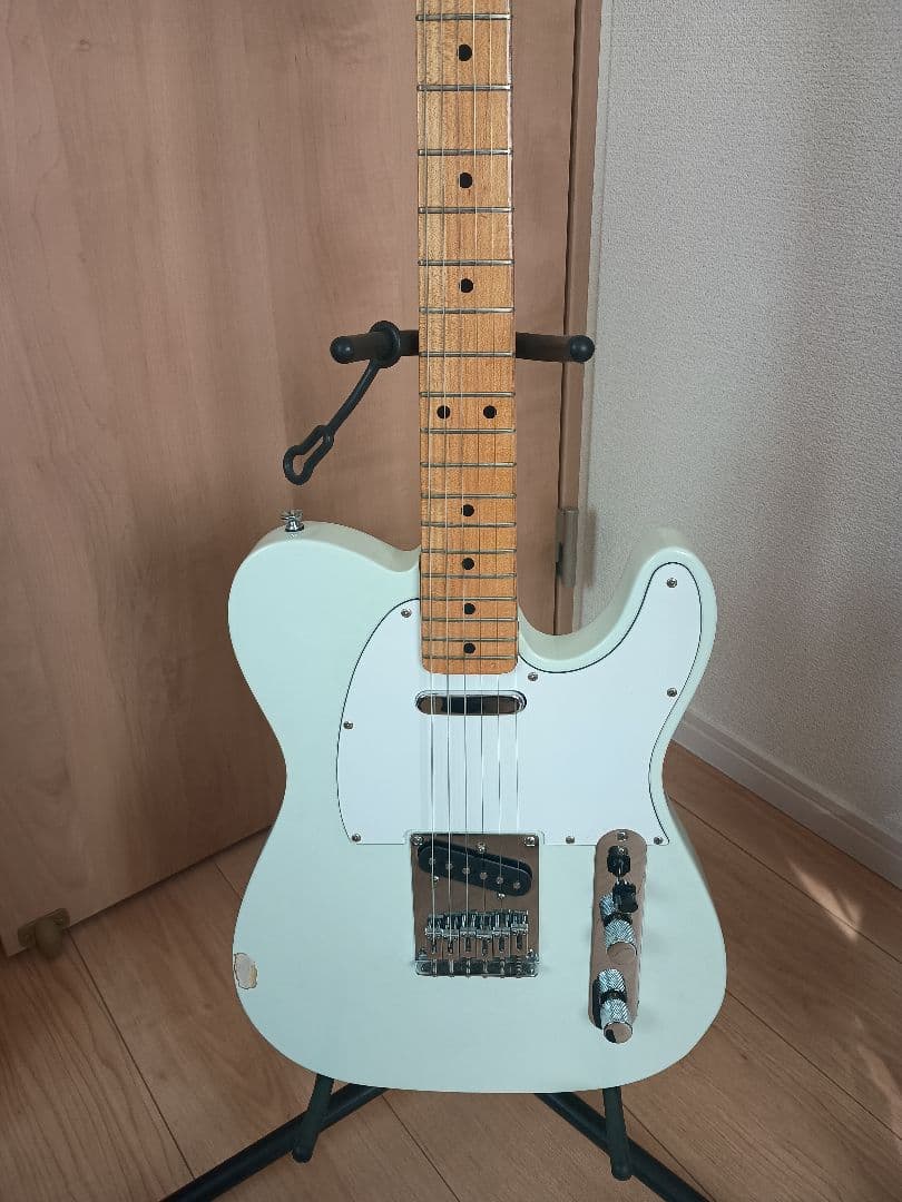 テレキャスター　FERNANDES BURNYネック　Suquierボディ