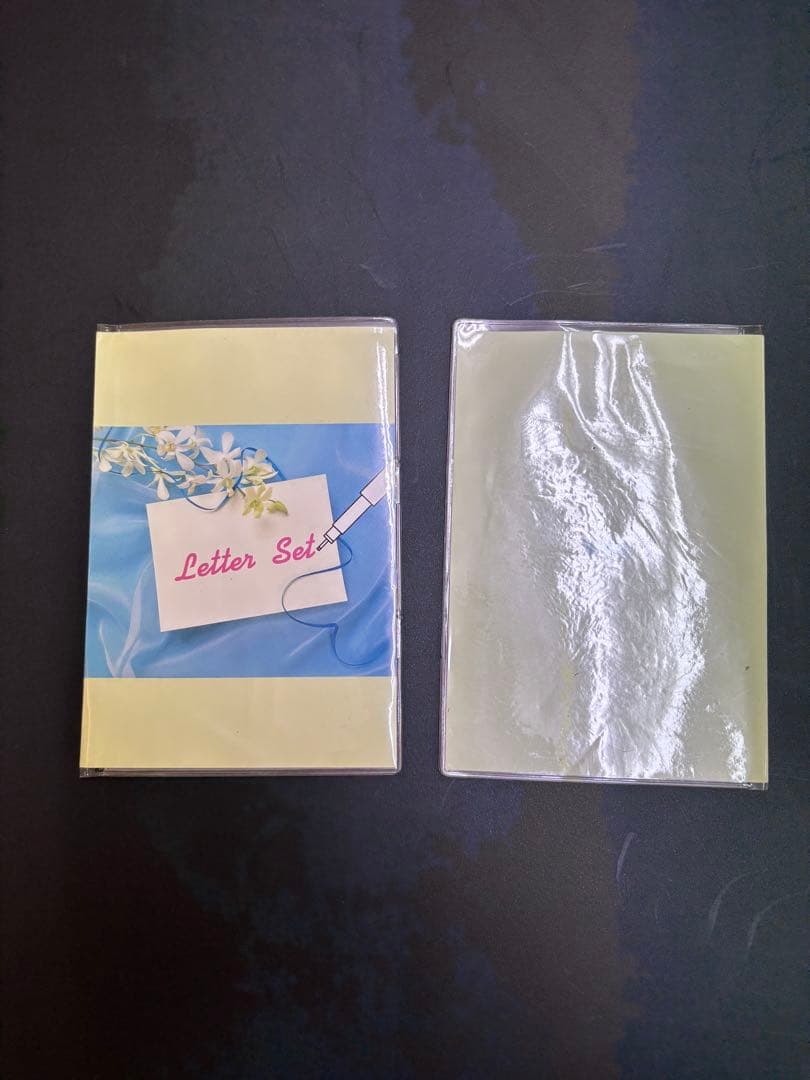 切手　ハガキ　ケース