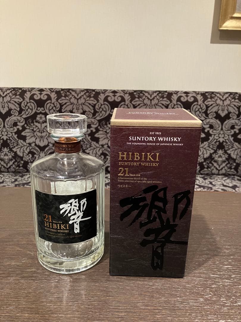 Hibiki 21年 ウイスキー 700ml 箱付き空瓶