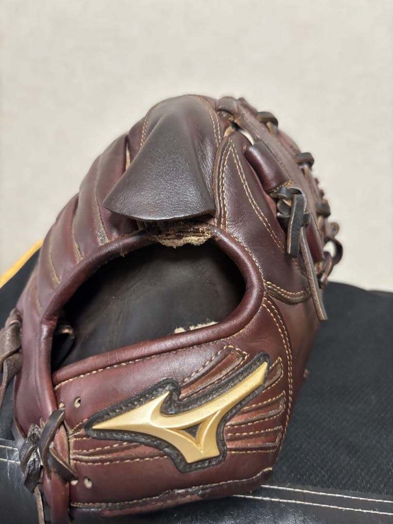 ミズノGlobal Elite 軟式グローブ 投手用ワインブラウン