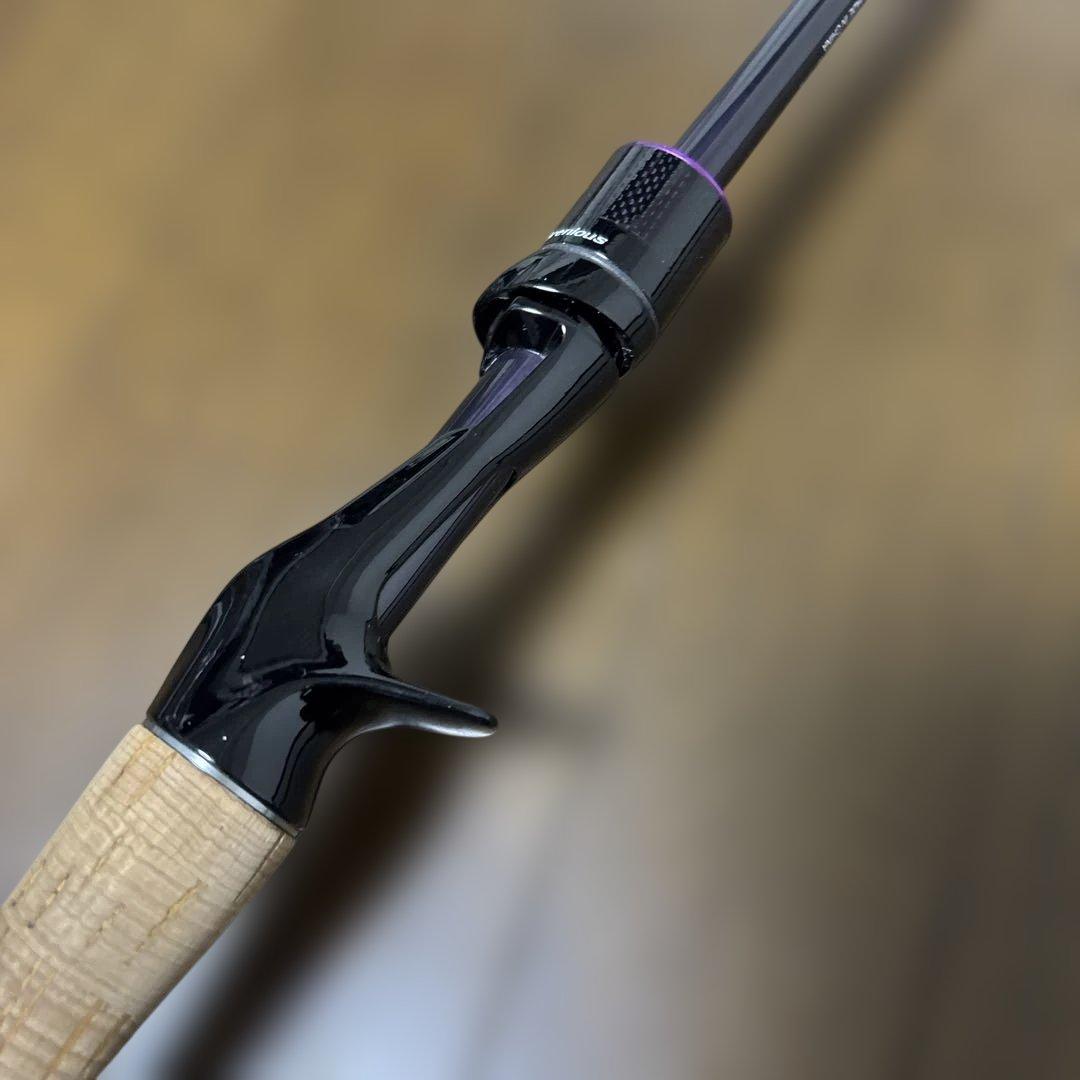 【週末値引き】 SHIMANO Brenious XTUNE ブレニアス