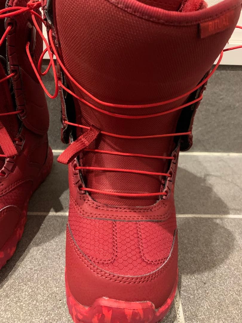 Burton バートン女性用ボードブーツ RITUAL レッド 23.5