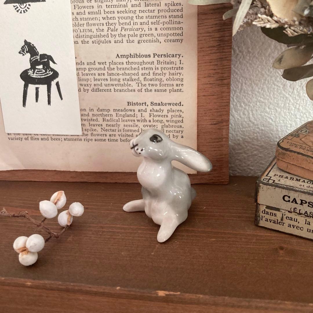 ロモノーソフ　ヴィンテージフィギュリン/フィギュア　希少な垂れ耳ウサギ　うさぎ