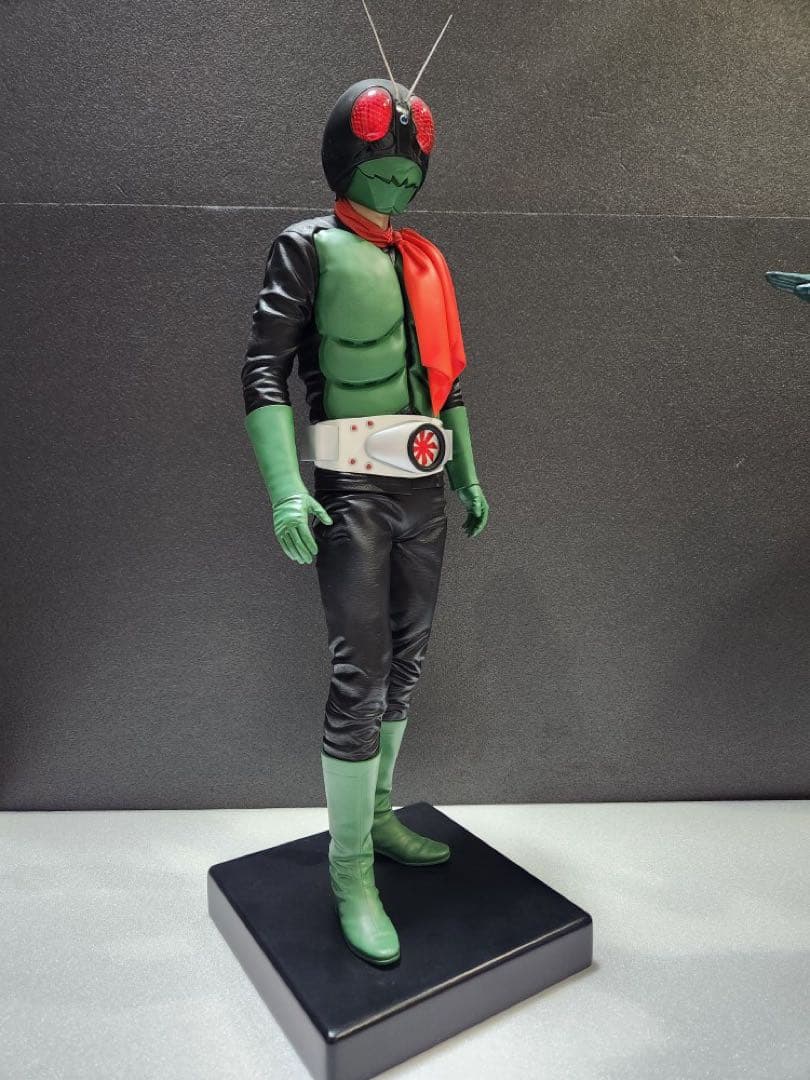 【遂に出品！究極のプロ完成品No4 】電飾メガソフビ仮面ライダー1号 桜島vr
