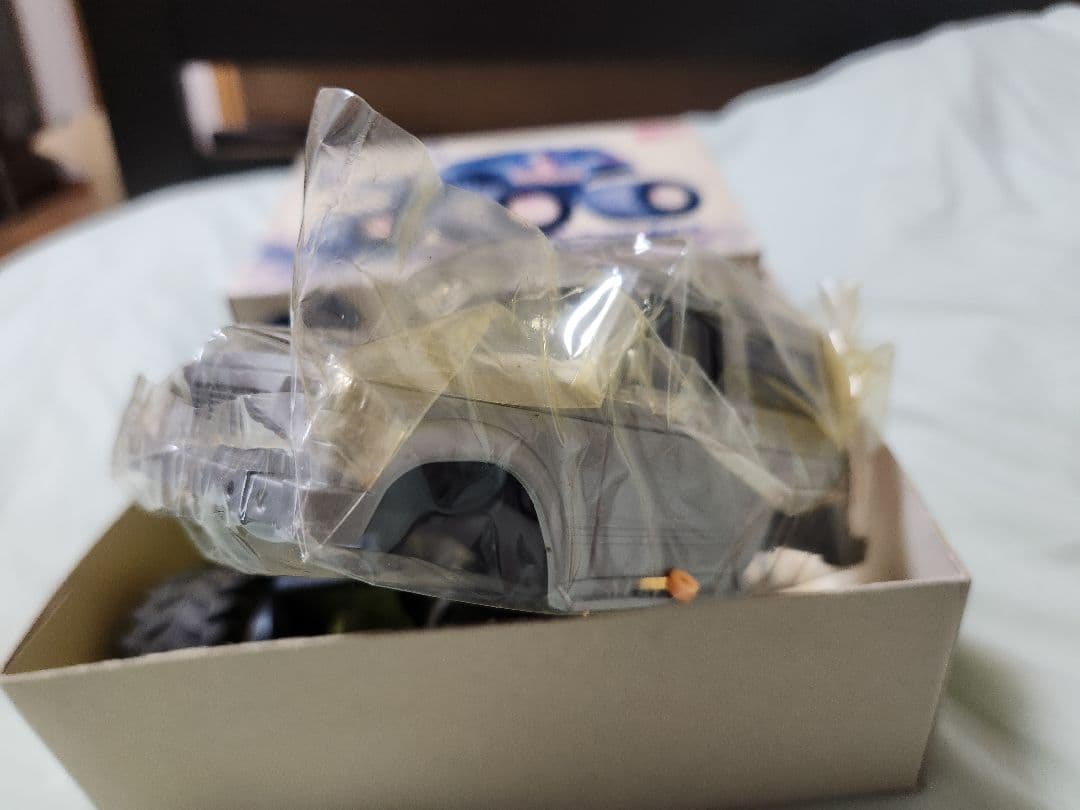 三菱パジェロ(ヒュンダイギャロッパー)ワイルドミニ4駆　アカデミー模型製　未組立