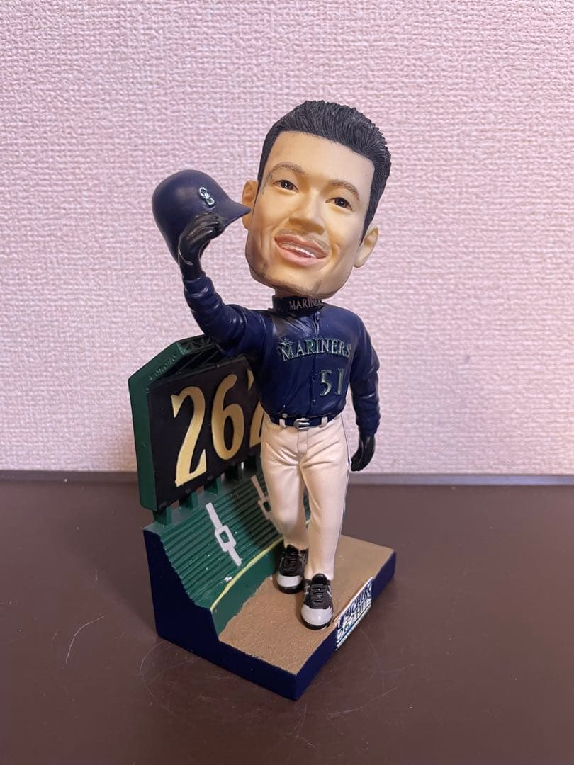 超希少!! イチロー　2005年　262安打達成記念　球場配布ボブルヘッド