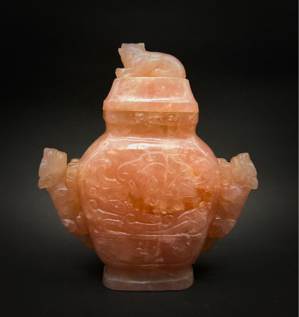 中国美術 古玩 粉水晶獸紋樣壺　彫刻置物