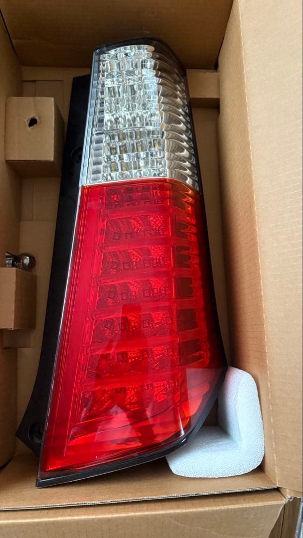 MH２３Ｓスティングレー チューブフルLEDテールライト 赤/透明 2個セット