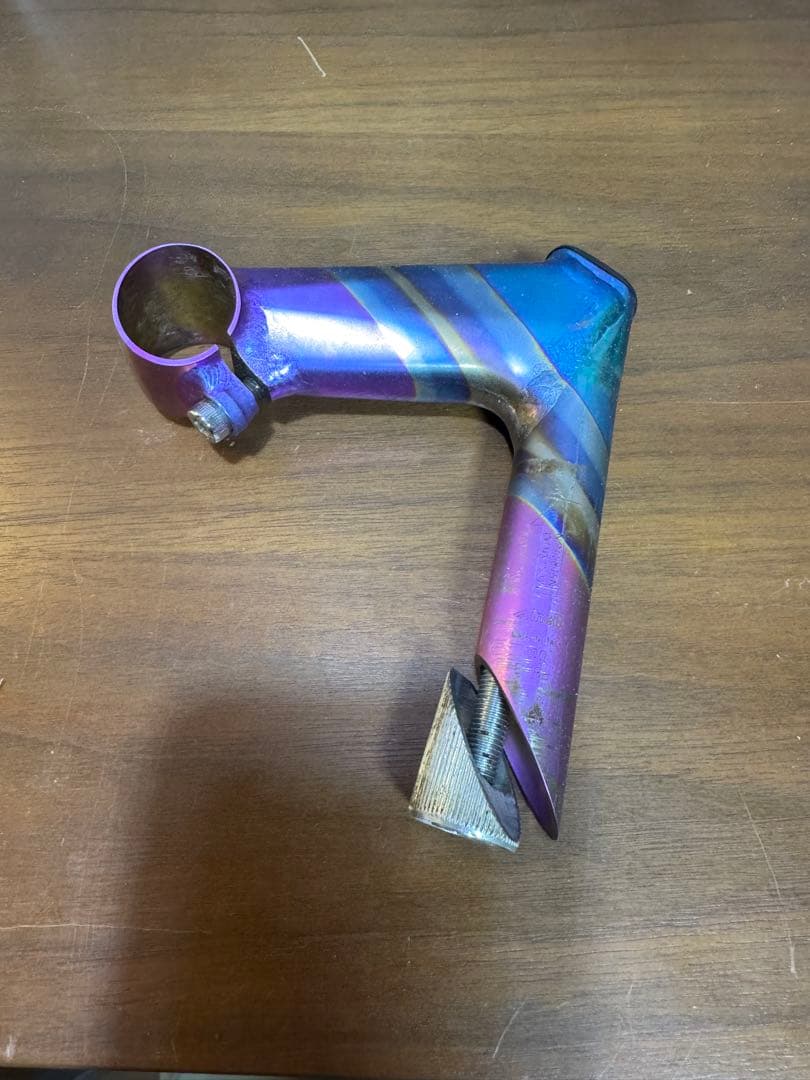 チネリ　チタン製ステム マルチカラー　GRAMMO