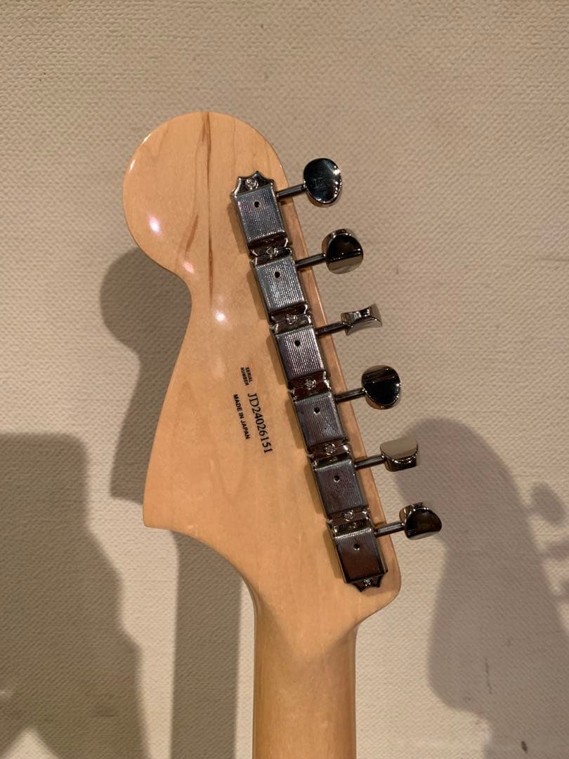 ギター Fender Traditional 60S Jaguar Alder Body