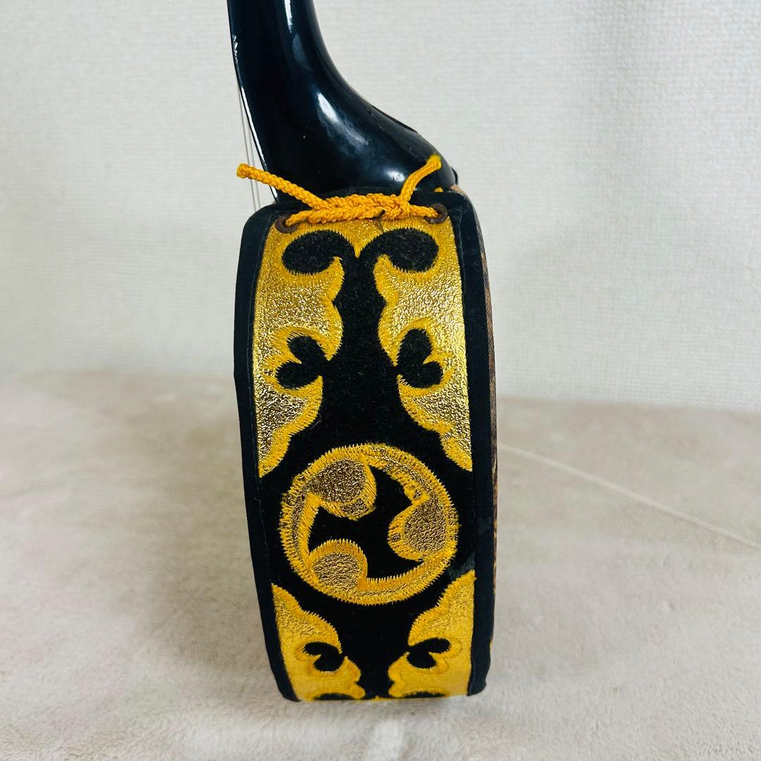 沖縄三線 三味線 人工革 合皮 ヘビ柄　ハードケース付 またよし　弦楽器