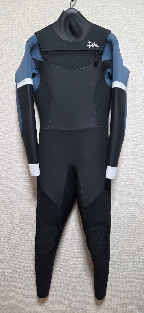 FELLOW CHEST ZIP セミドライ　Lサイズ 5x3mm