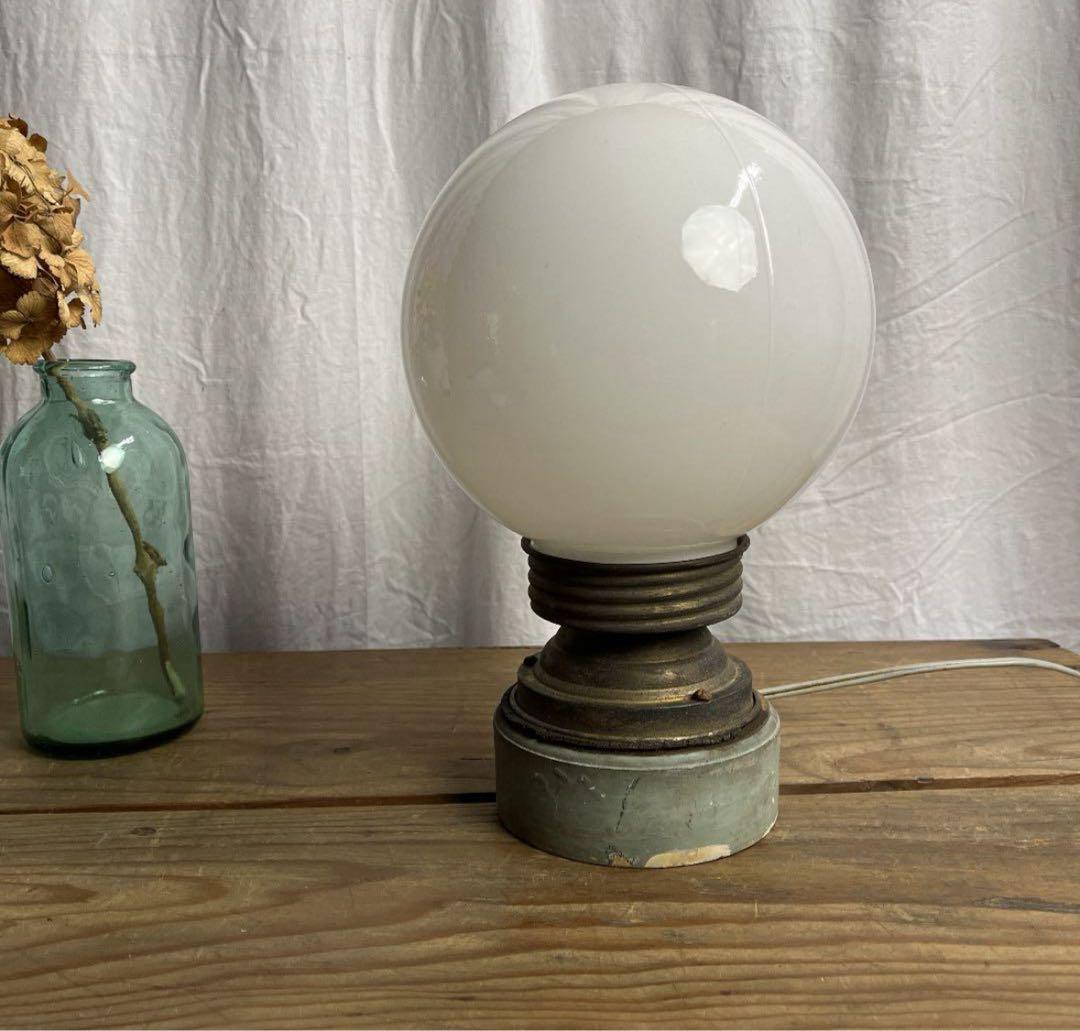 値下げ中★アンティーク古道具◾️古硝子 ミルクガラス 間接照明 テーブルランプ