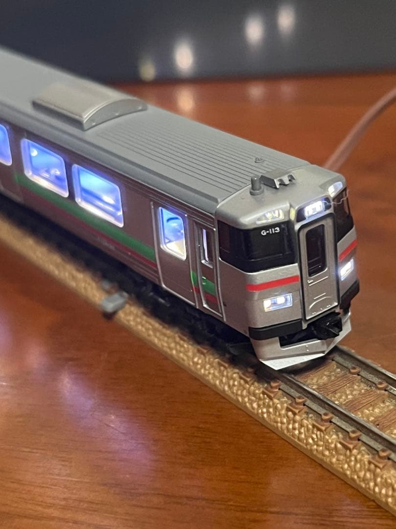 731系いしかりライナー3両セット　kato ライト室内灯点灯動力動作確認済