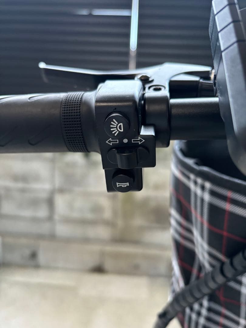 電動自転車　8ah ウインカー付き