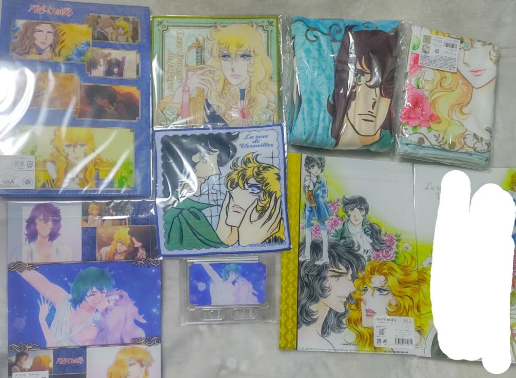ベルサイユのばら　オスカル&アンドレクッションカバー他グッズ1式まとめ売り８点