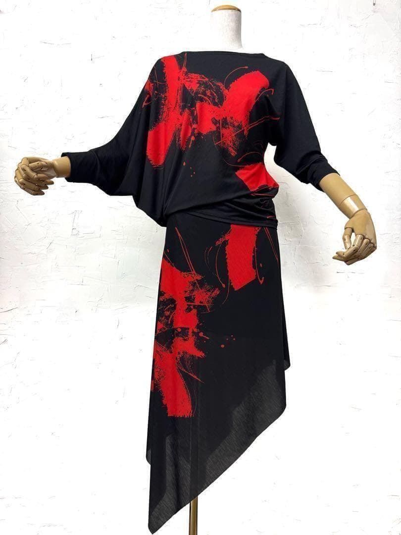 【ラテン】新品　黒　ツーピース　ドルマンセットアップ　赤黒　ｒ759