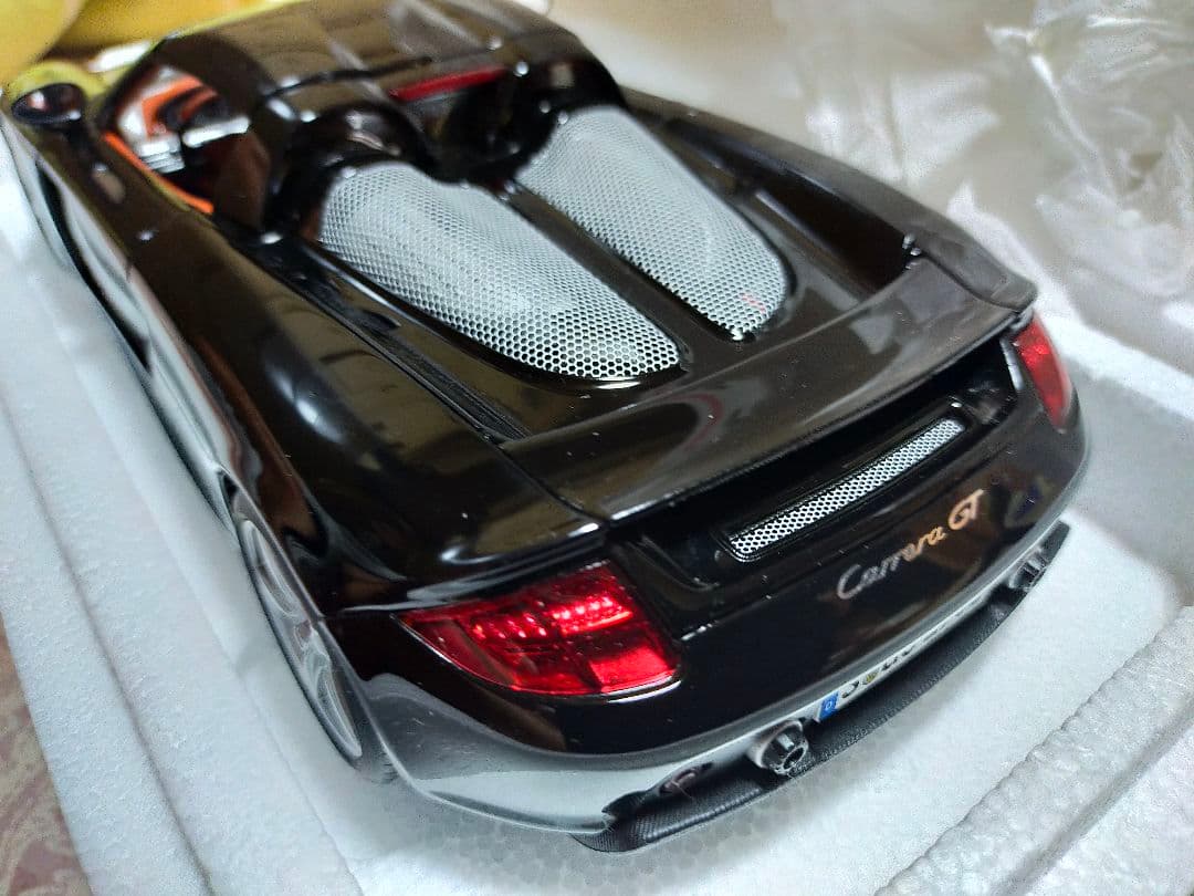 Autoart 1/18 Porsche carrera GT中古