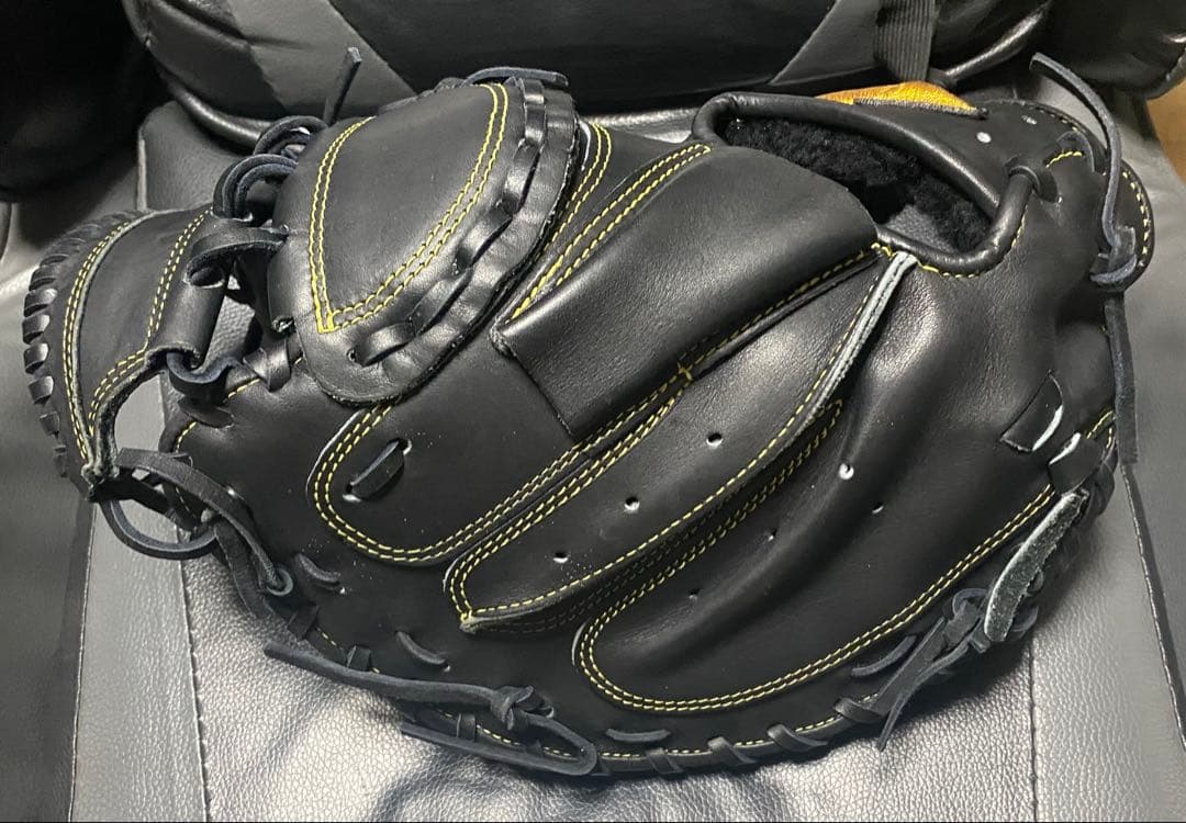 軟式用キャッチャーミット【阿部慎之助モデル】