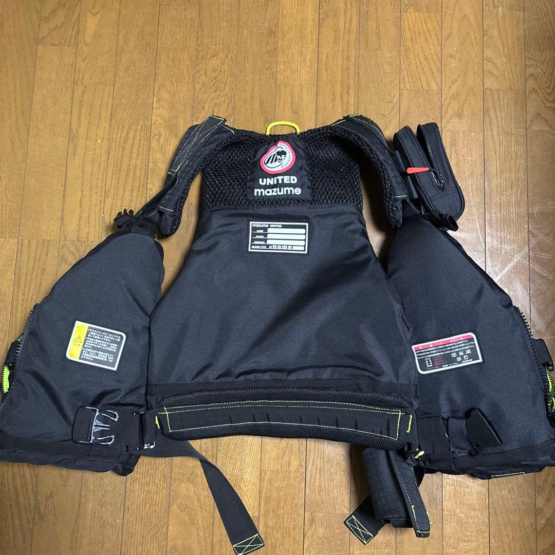 MAZUME EXTRA COMPLEX フィッシングベスト ブラック