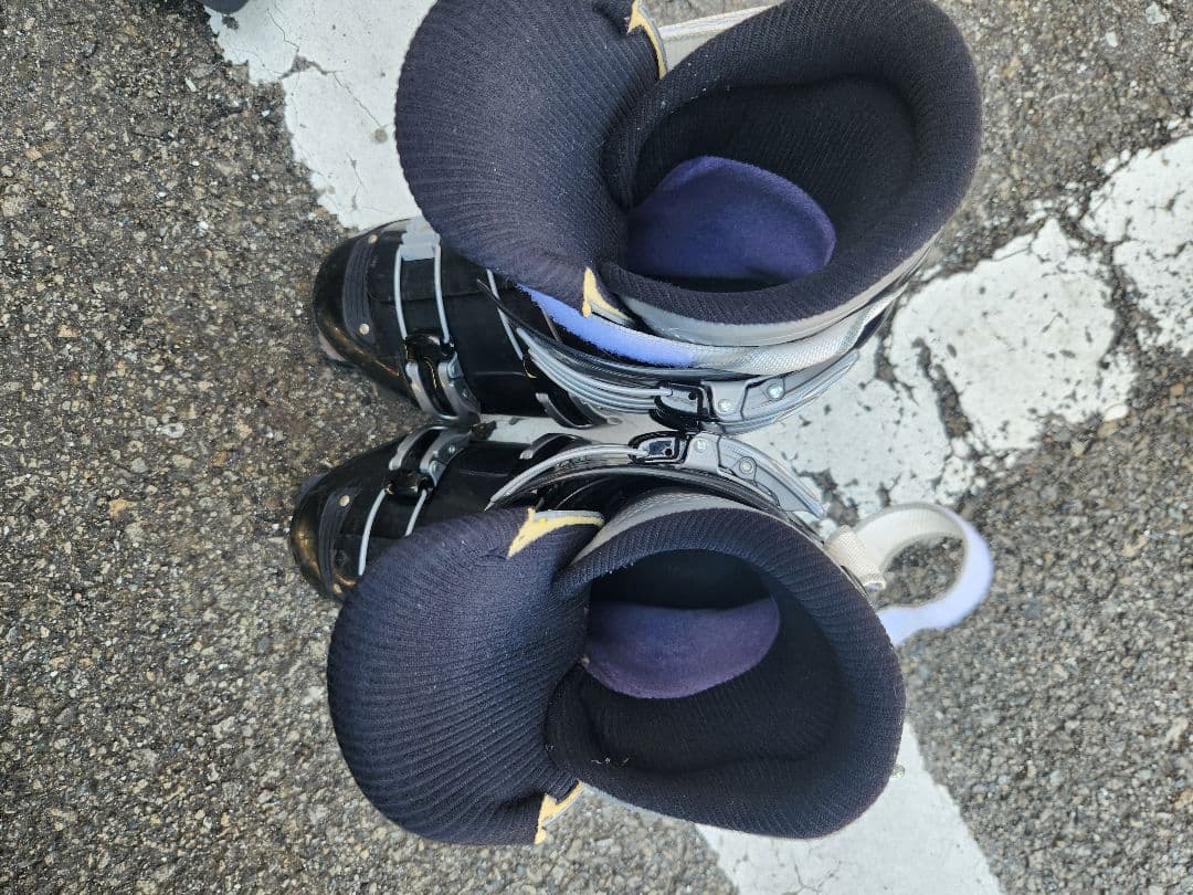 HE-59 スキーブーツ ブラック