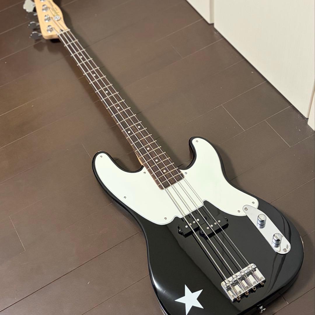 Squier Mike Dirnt プレシジョンベース スクワイヤー フェンダー