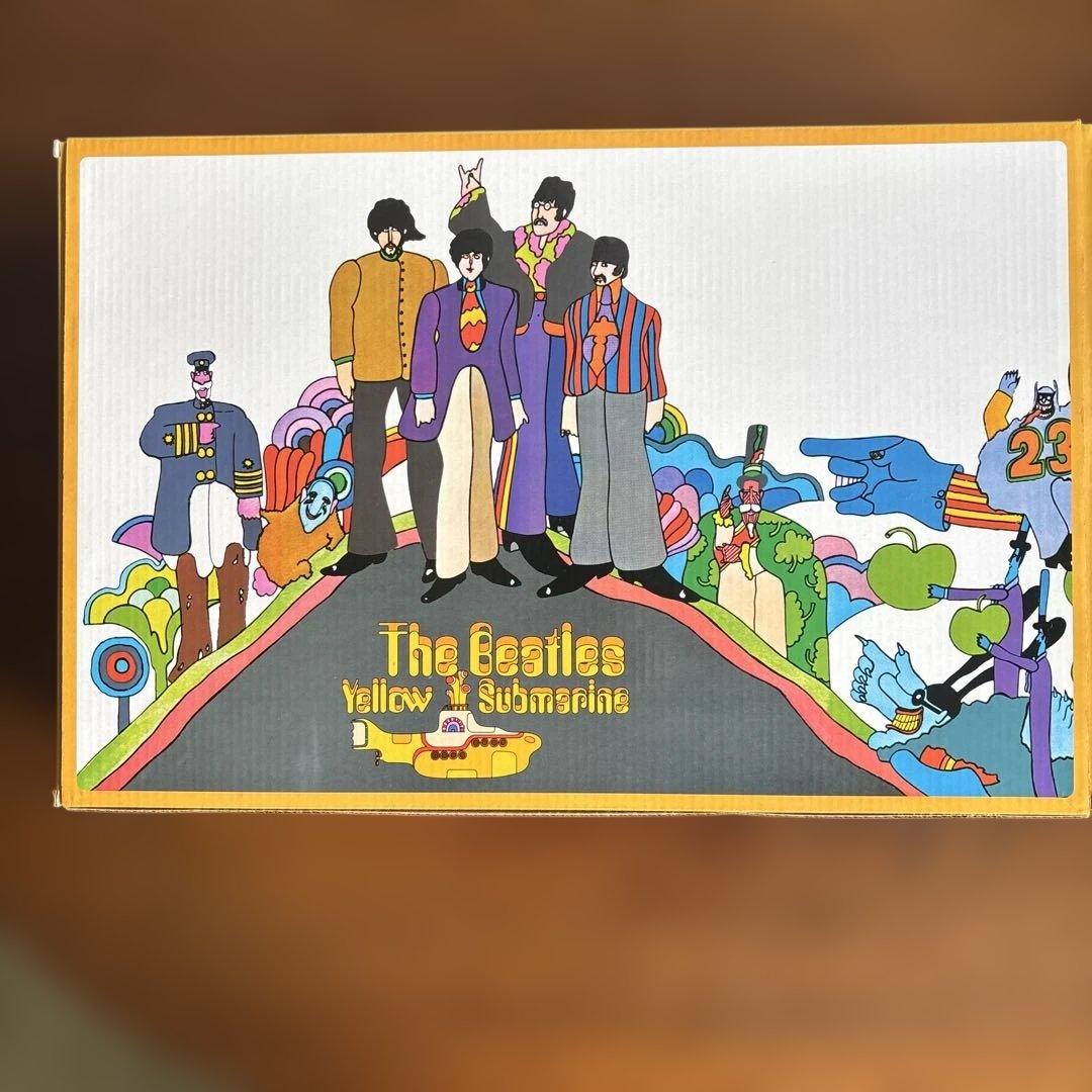 the beatles yellow submarineビートルズ フィギュア