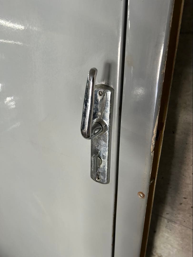 ペリアン　レザルク　Charlotte Perriand Les arcs ドア