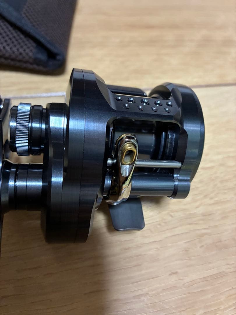 シマノ　24カルカッタコンクエスト シャローエディション 30HG 超美品