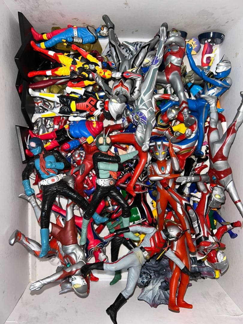 【希少】ウルトラマン・仮面ライダー他、フィギュアセット