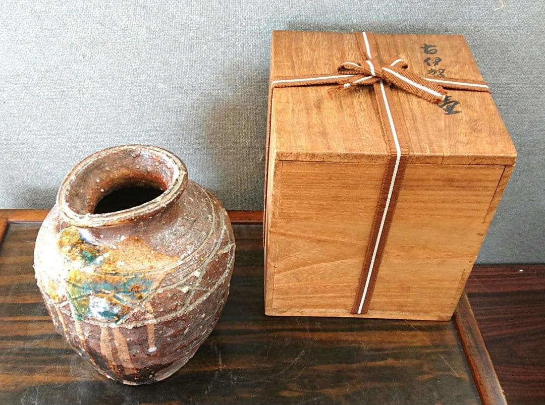 古伊賀の壺、花入