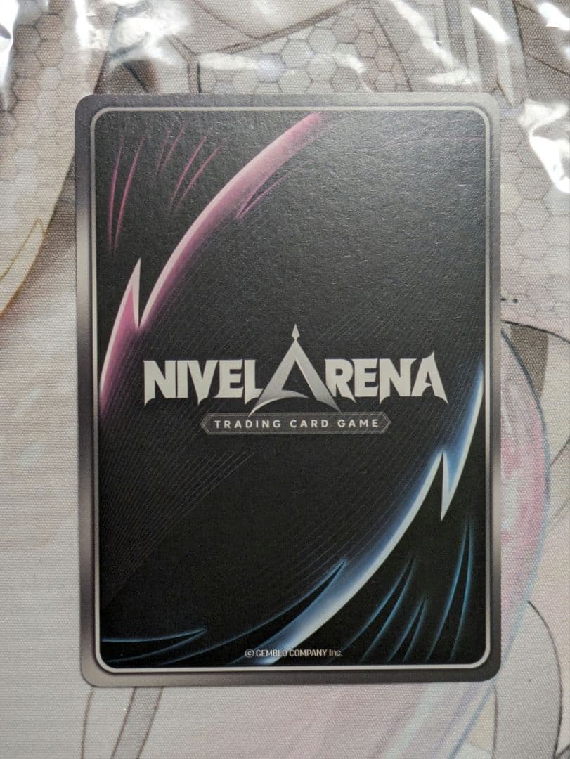 ニケ/NIKKE NIVELARENA ニベルアリーナ ヘルム サイン入り