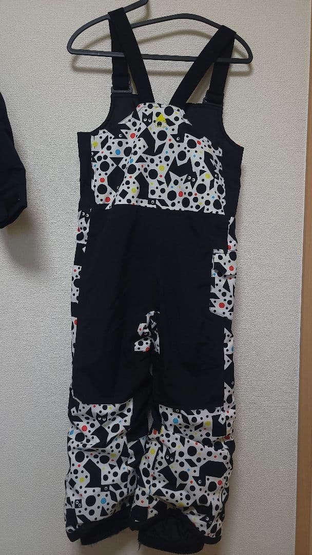 cindy様用BURTON キッズ スノーボードウェア 上下セット