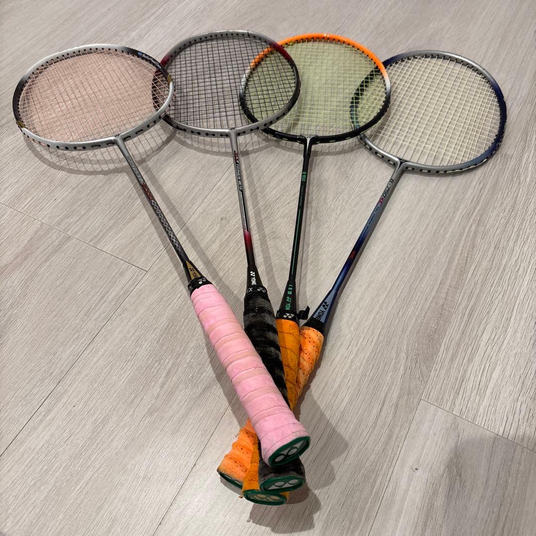 ヨネックス バドミントンラケット 4本セット